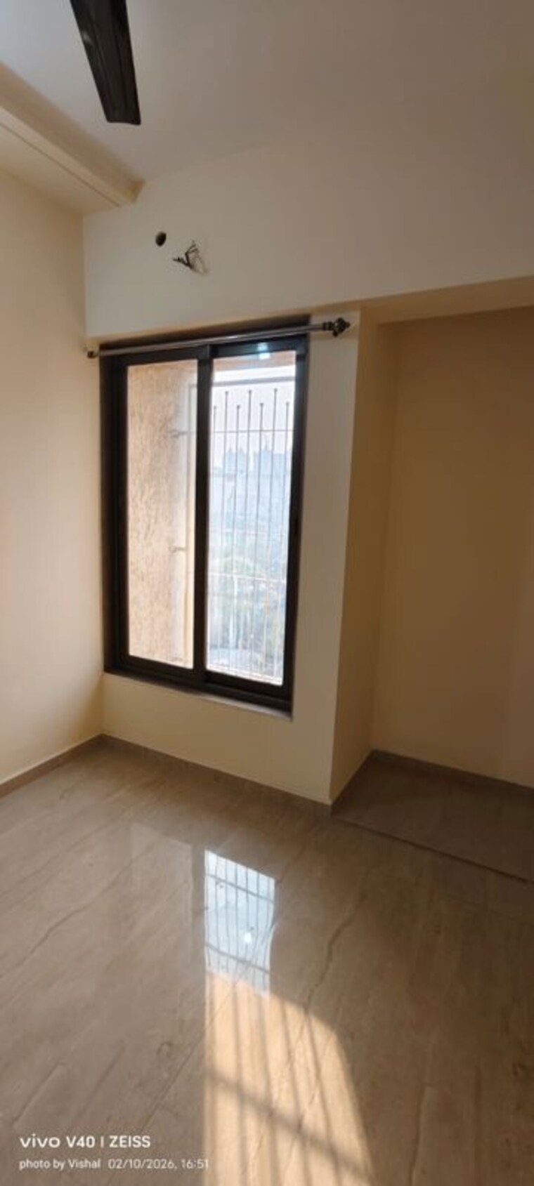 Room, madhav-palacia 2 Bedroom 650 Sq.Ft. Apartment In Ghodbunder Road Thane 9954493