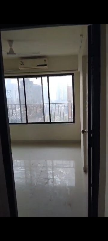 Room in 2 BHK Apartment at New Neelam CHS, Andheri West – for Rent