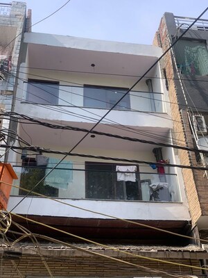 1 BHK Independent House For Sale in West Patel Nagar
