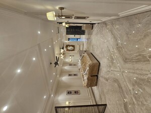 Furnished Amenities in 4 BHK Builder Floor at Ram Vihar – for Sale