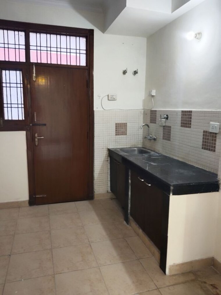 Kitchen, sector 21c 3 Bedroom 1650 Sq.Ft. Apartment In Sector 21c Faridabad 9954521