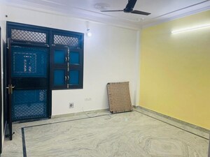 Bedroom in 2.5 BHK Builder Floor at Mayur Vihar – for Rent