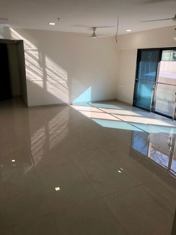 3 BHK Apartment For Rent in Khar West