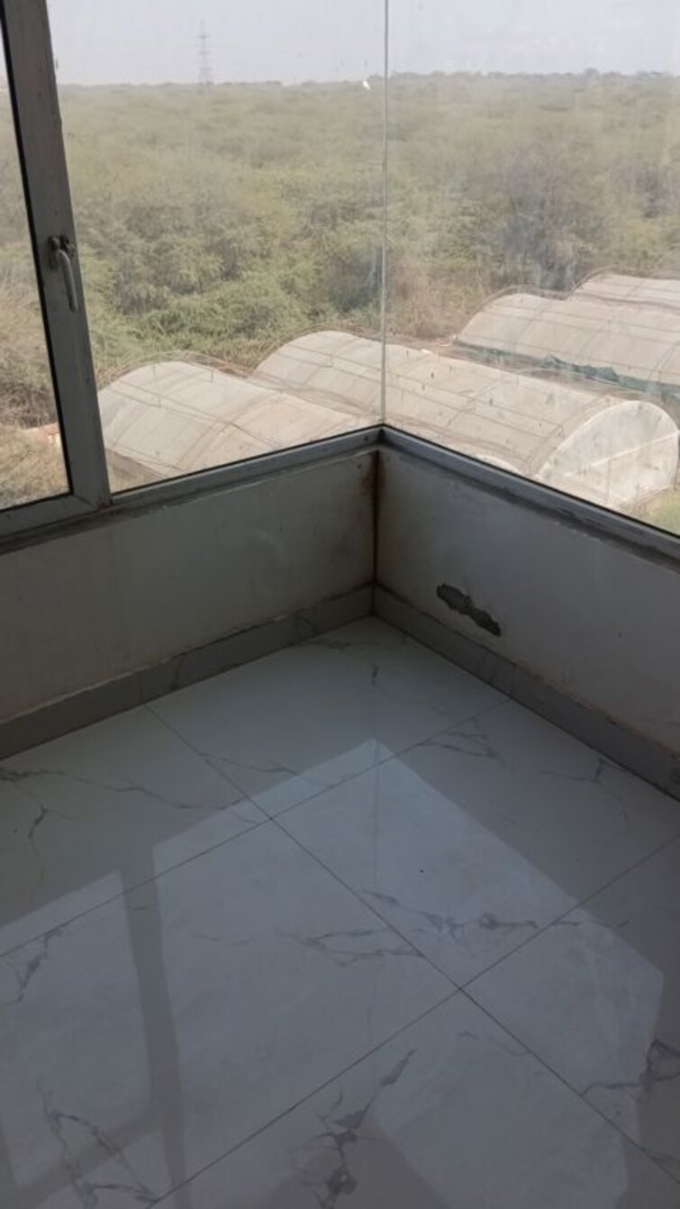 Balcony, maidan garhi 2 Bedroom 700 Sq.Ft. Builder Floor In Maidan Garhi Delhi 9954527