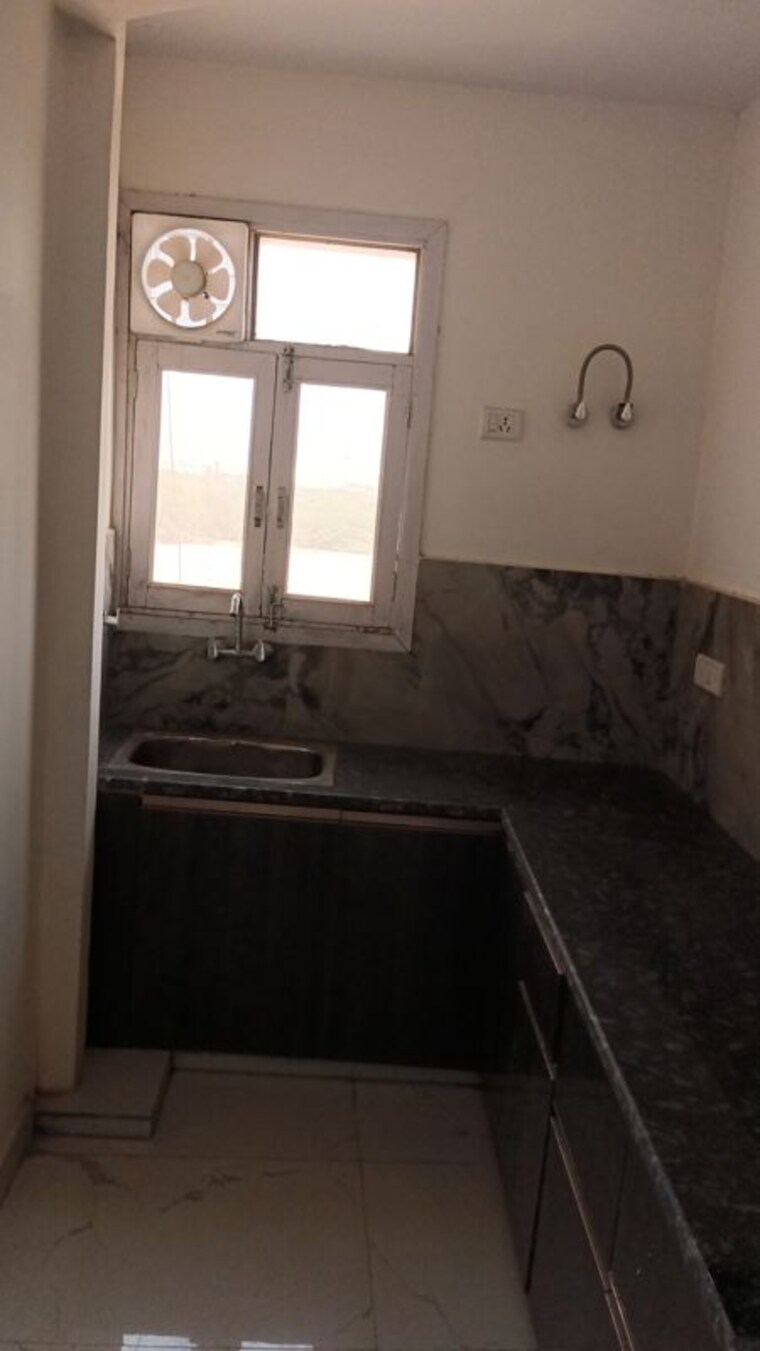 Kitchen, maidan garhi 2 Bedroom 700 Sq.Ft. Builder Floor In Maidan Garhi Delhi 9954527