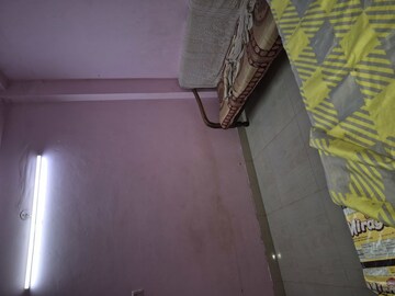 Furnished Amenities in 1.5 BHK Builder Floor at Mayur Vihar – for Rent