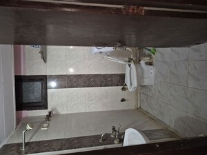Bathroom in 1.5 BHK Builder Floor at Mayur Vihar – for Rent