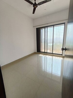 Room in 2 BHK Apartment at Andheri West – for Rent