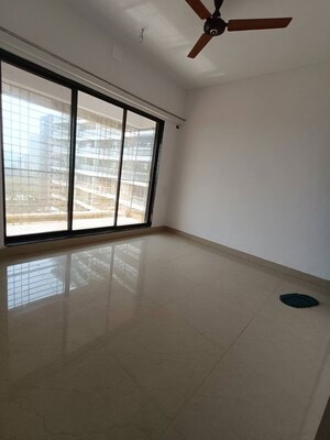 Room in 2 BHK Apartment at Andheri West – for Rent