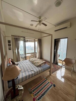 Bedroom in 3 BHK Apartment at Ikebana, Matunga East – for Rent