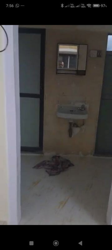 Bathroom in 1 RK Apartment at Jumbo Darshan, Andheri East – for Rent