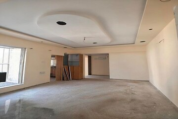 Room in 1 BHK Apartment at Shraddha Pleasant, Vikhroli East – for Rent