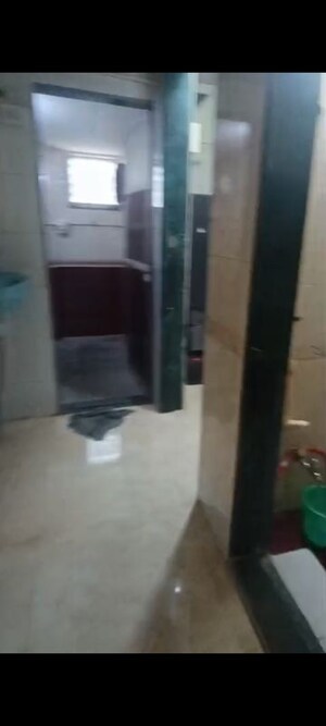 Bathroom in 1 RK Apartment at Vile Parle East – for Rent