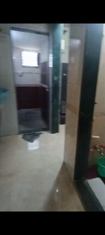 Bathroom in 1 RK Apartment at Vile Parle East – for Rent