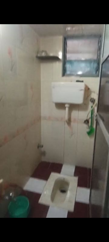 1 RkApartment For Rent in Vile Parle East