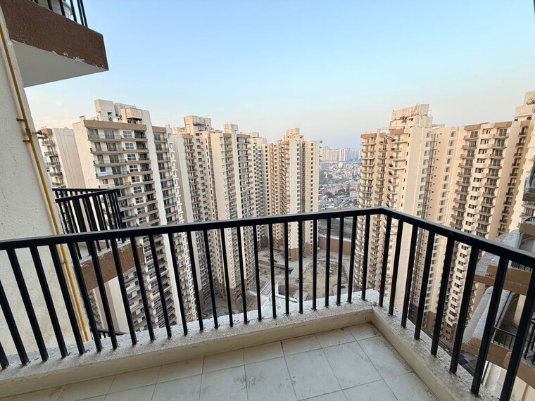 Balcony, amrapali-heartbeat-city 3.5 Bedroom 1735 Sq.Ft. Apartment In Sector 107 Noida 9954573