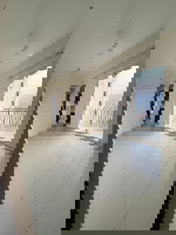 3.5 BHK 1735 Sq.Ft. Apartment in Amrapali Heartbeat City