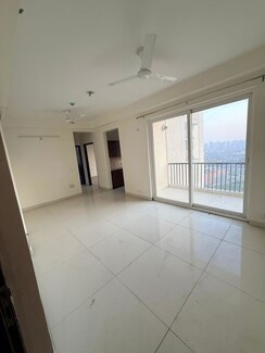 3.5 BHK Apartment For Rent in Amrapali Heartbeat City