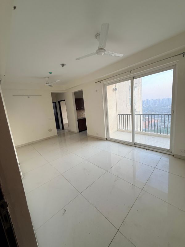 3.5 BHK Apartment For Rent in Amrapali Heartbeat City