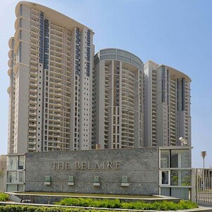 4 BHK Apartment – Exterior View View at DLF The Belaire, Sector 54 - for Sale