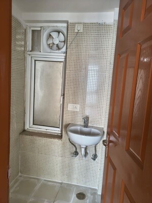 Bathroom in 3 BHK Apartment at Jaypee Greens Pavilion Court, Sector 128 – for Rent