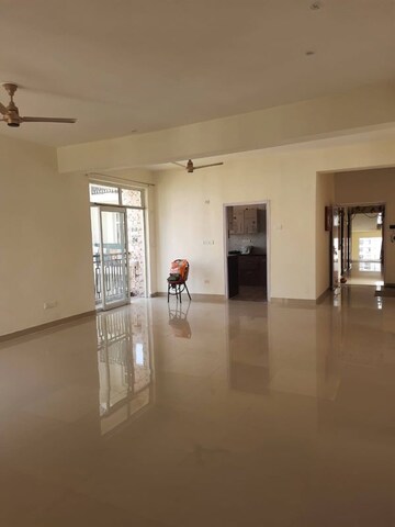 Room in 3 BHK Apartment at Ansal API Celebrity Gardens, Sushant Golf City – for Rent