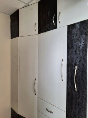 Furnished Amenities in 3 BHK Apartment at Ansal API Celebrity Gardens, Sushant Golf City – for Rent