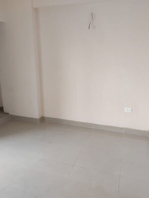 Room in 1 BHK Apartment at NBCC Aspire Enchante, Tech Zone 4 Greater Noida – for Rent