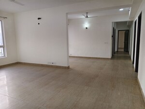 Room in 4 BHK Apartment at 3C Lotus Panache, Sector 110 – for Rent