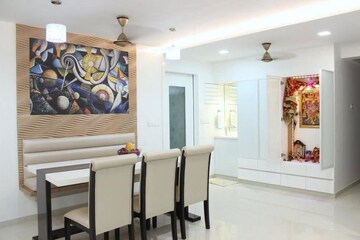 Bedroom in 3 BHK Apartment at Andheri West – for Rent