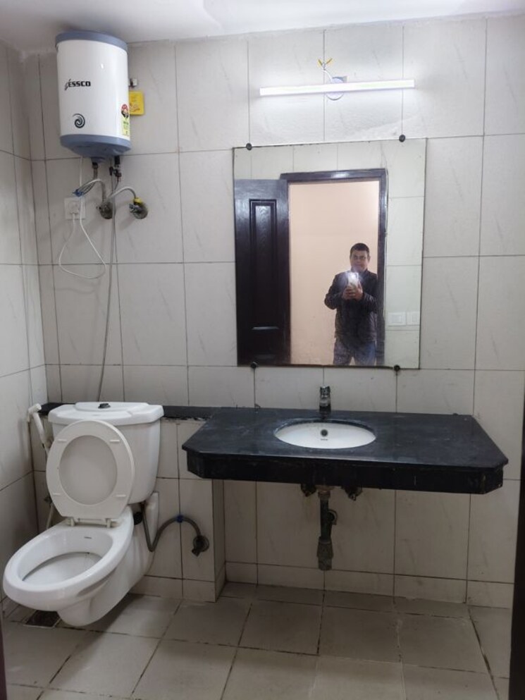 Bathroom, lotus-panache 4 Bedroom 2538 Sq.Ft. Apartment In Sector 110 Noida 9924165