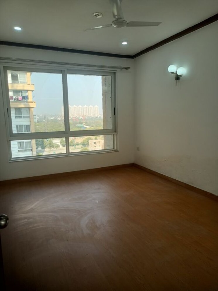 Room, jaypee-kalypso-court 3 Bedroom 2650 Sq.Ft. Apartment In Sector 128 Noida 9820883