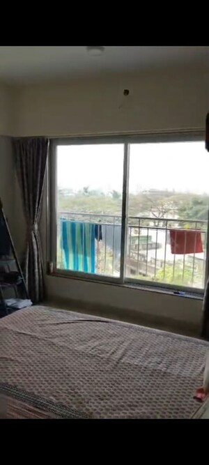 Room in 1 BHK Apartment at Shah Touchwood, Vile Parle East – for Rent