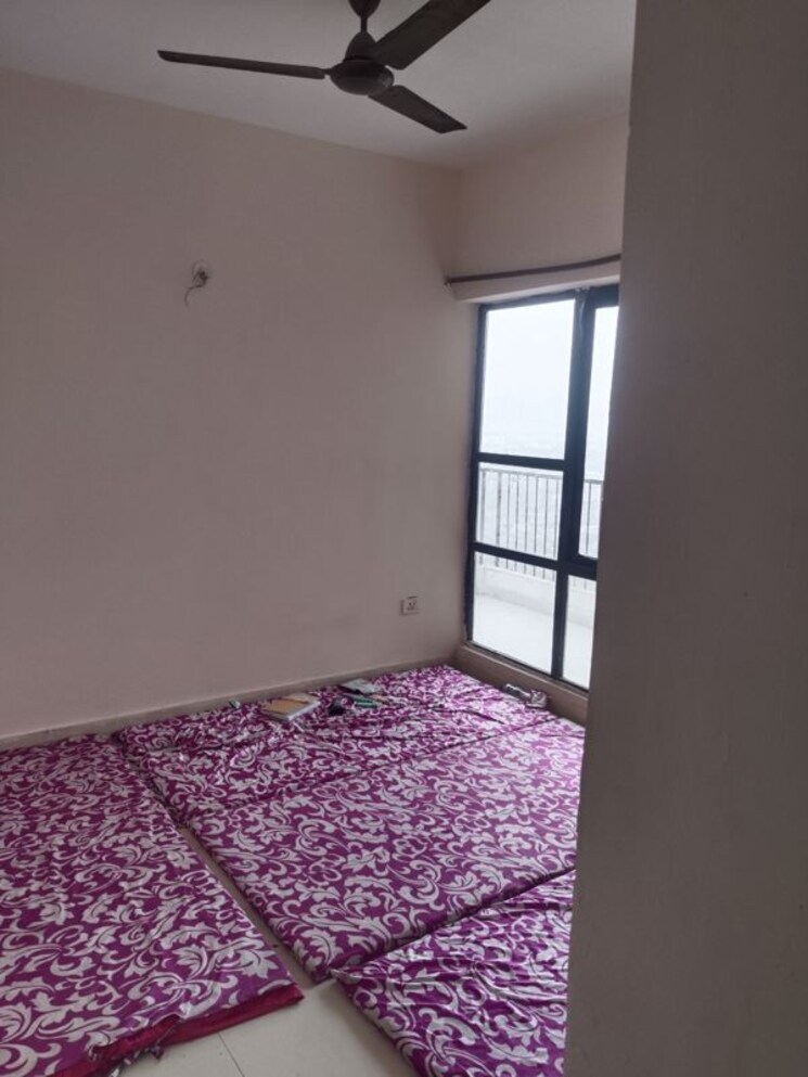 Room, origin-promoters-floridaa 2 Bedroom 500 Sq.Ft. Apartment In Sector 82 Faridabad 9954610