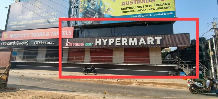 Exterior View, vazhakkala Commercial Showroom 3000 Sq.Ft. In Vazhakkala Kochi 9952411