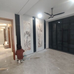 Bedroom in 4 BHK Builder Floor at Sector 85 – for Sale