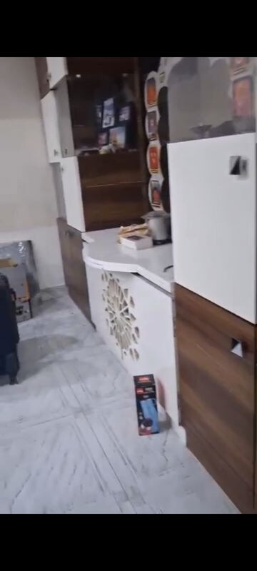 Team Area in 1 BHK Apartment at Om Vijayshree Apartment, Vile Parle East – for Rent