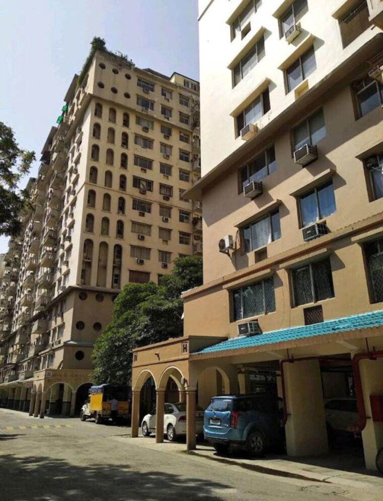 Exterior View, dlf-ridgewood-estate 4 Bedroom 2700 Sq.Ft. Penthouse In Dlf Phase iv Gurgaon 9954624