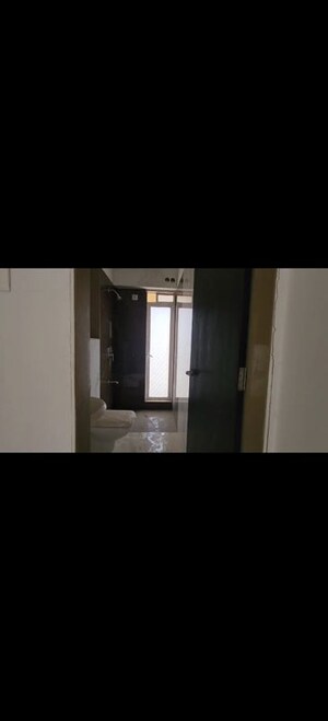 Room in 2 BHK Apartment at RNA NG Eclat, Andheri West – for Sale