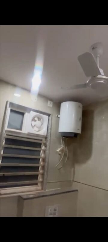 Furnished Amenities in 4 BHK Builder Floor at Sector 9 – for Sale