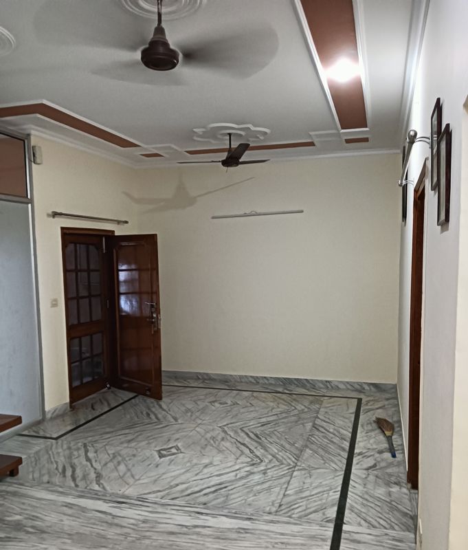 3 BHK + Pooja Room Apartment For Rent in Sector 20