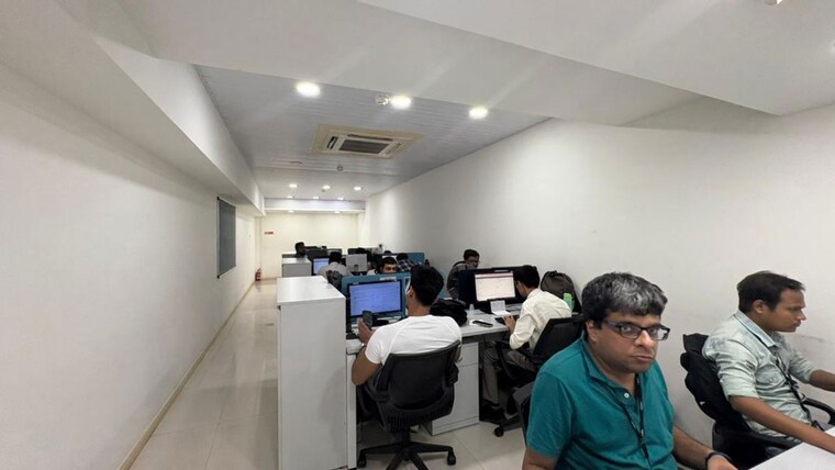 Team Area, iris-business-park Commercial Office Space 4500 Sq.Ft. In Goregaon East Mumbai 9954672