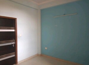 Room in 2 BHK Builder Floor at Eldeco Ananda, Sector 48 – for Rent