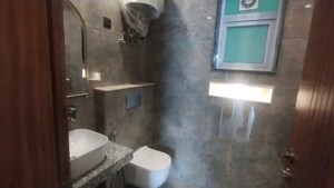 Furnished Amenities in 3 BHK Builder Floor at Sector 9 – for Sale