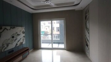 Building Lobby in 3 BHK Builder Floor at Sector 9 – for Sale