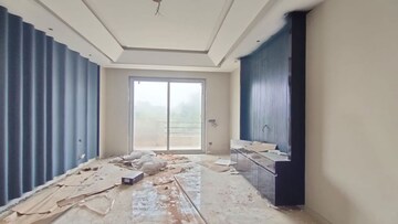 Room in 4 BHK Builder Floor at Sector 15 ii – for Sale