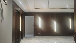 Room in 4 BHK Builder Floor at Sector 15 ii – for Sale