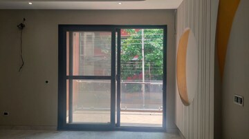 Room in 4 BHK Builder Floor at Sector 15 ii – for Sale