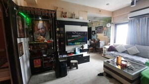 Living Room in 3 BHK Apartment at Amrapali Silicon City, Sector 76 – for Rent