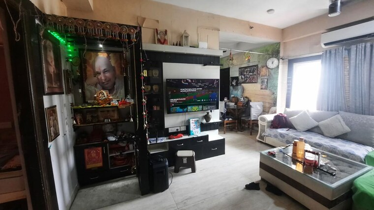 Living Room, amrapali-silicon-city 3 Bedroom 1420 Sq.Ft. Apartment In Sector 76 Noida 9954715